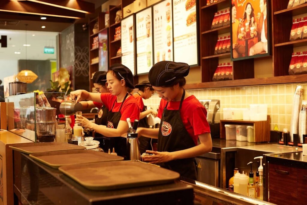 TOP 10+ Quán Café Highlands Quận 1 View Đẹp Tại Sài Gòn