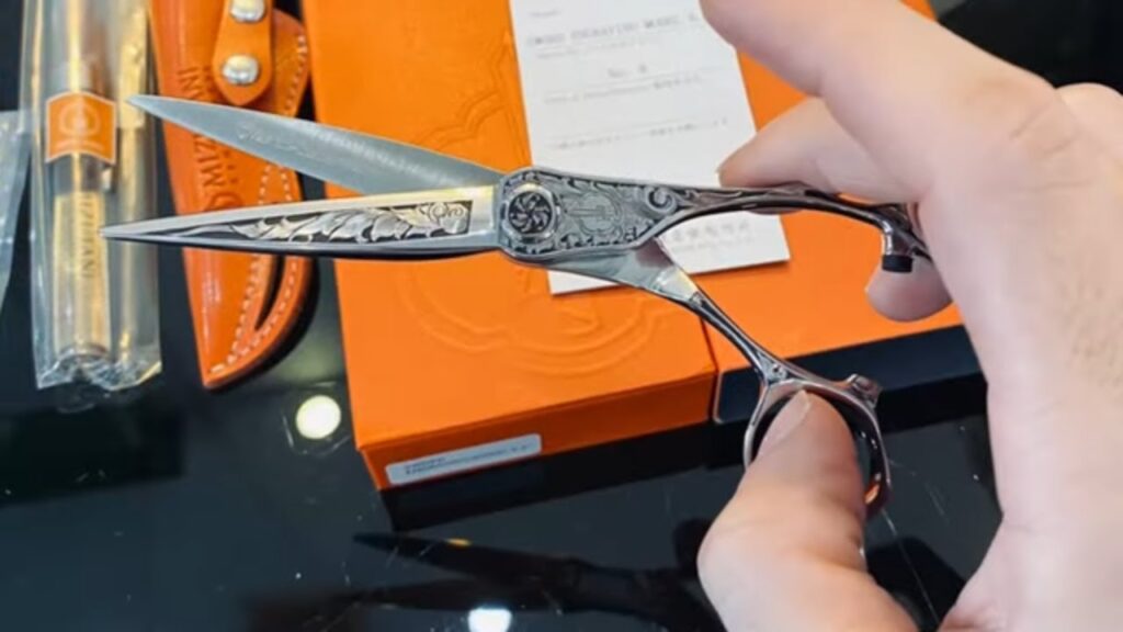 TOP 10+ Cửa Hàng Bán Phụ Liệu Tóc Gần Đây Tại TPHCM